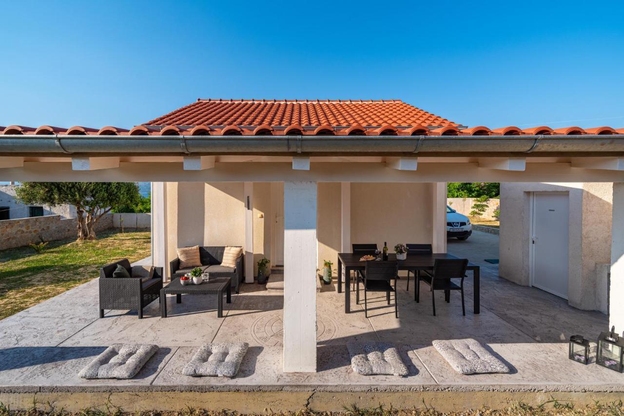 Holiday House Ventum Razanac Luaran gambar