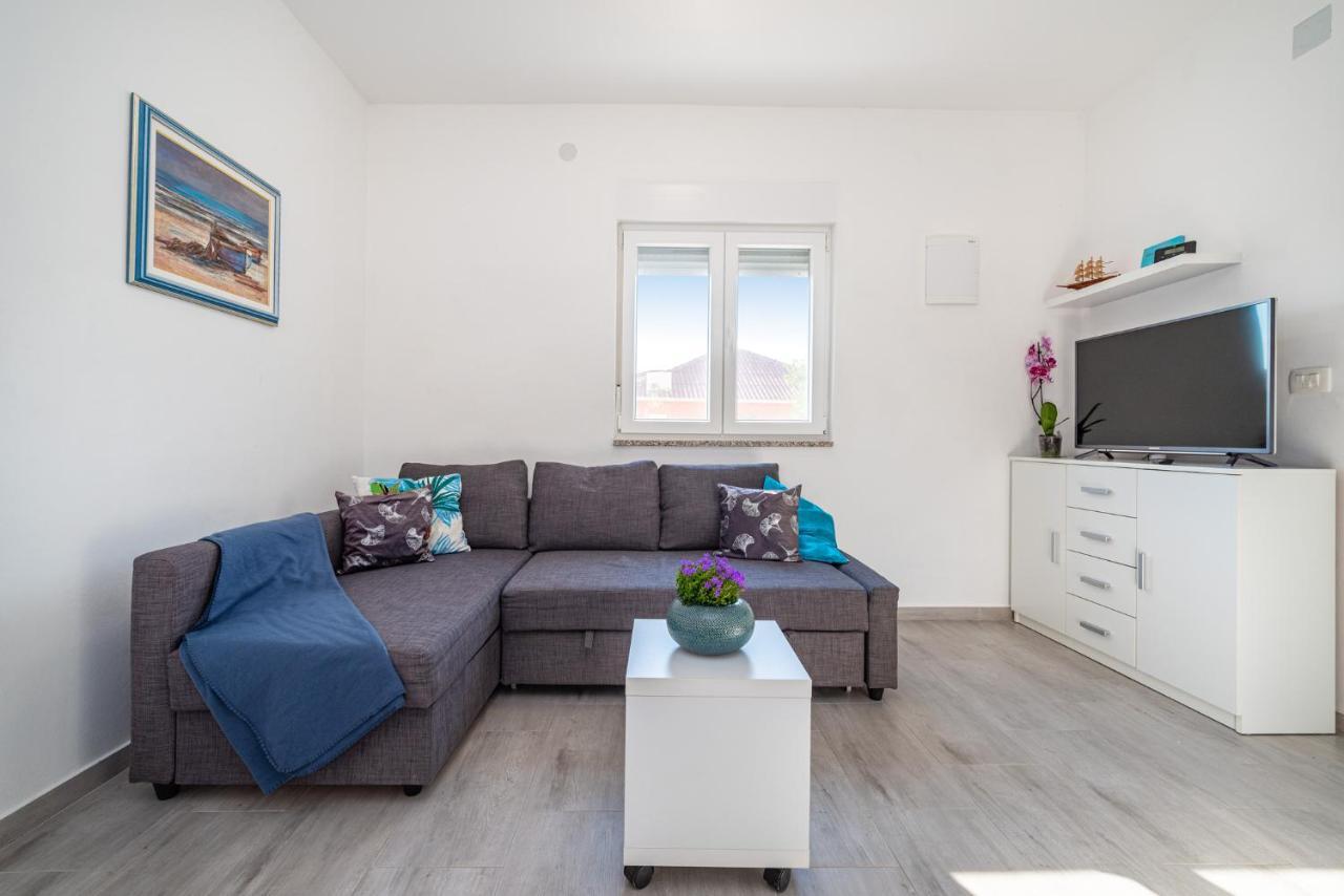 Holiday House Ventum Razanac Luaran gambar