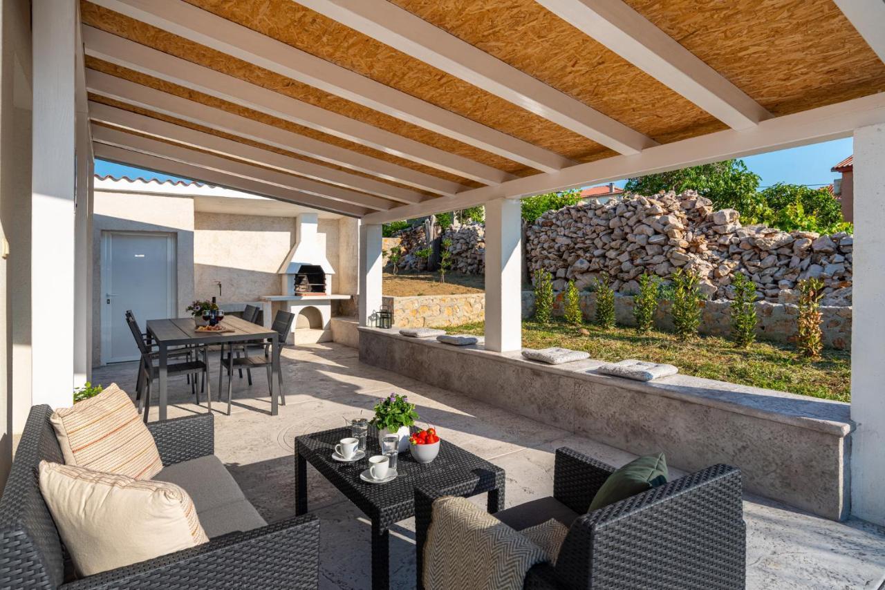 Holiday House Ventum Razanac Luaran gambar